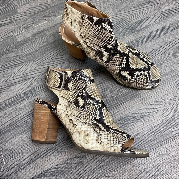 Vionic “Blakey” Snake-print Leather Bootie - Picture 2 of 15